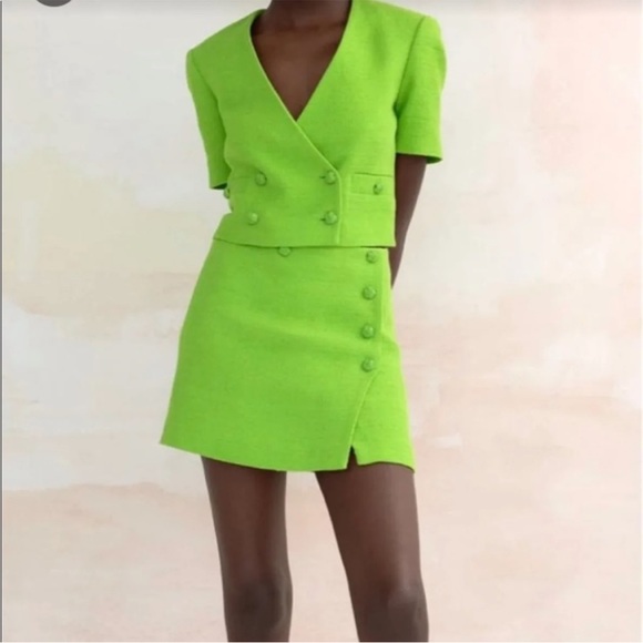 BLOGGERS FAVORITE CROPPED TEXTURED BLAZER & MINI SKIRT SET - Picture 4 of 11